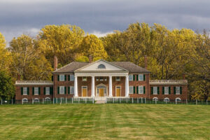 1024px-Restored Mansion at James Madison s Montpelier