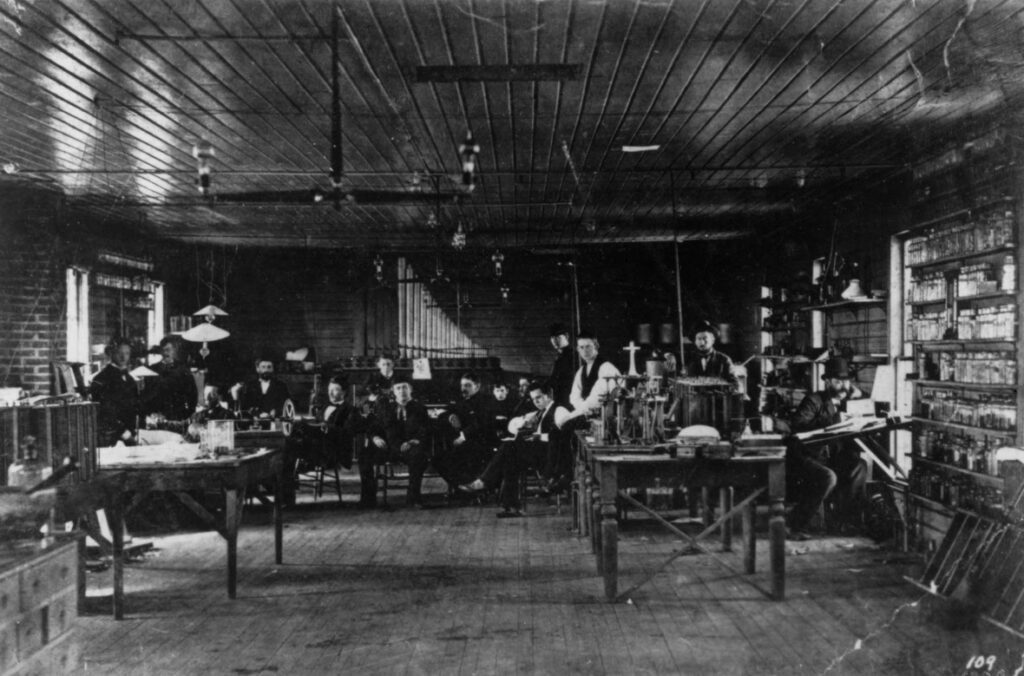Edison s Menlo Park Lab