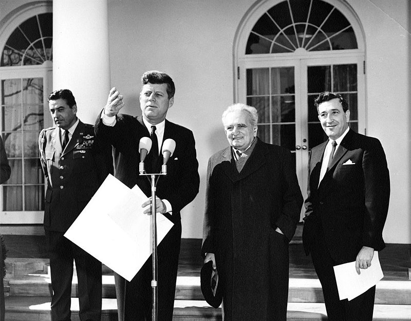 Von Karman receives National Medal of Science JFKWHP-AR7727-A 