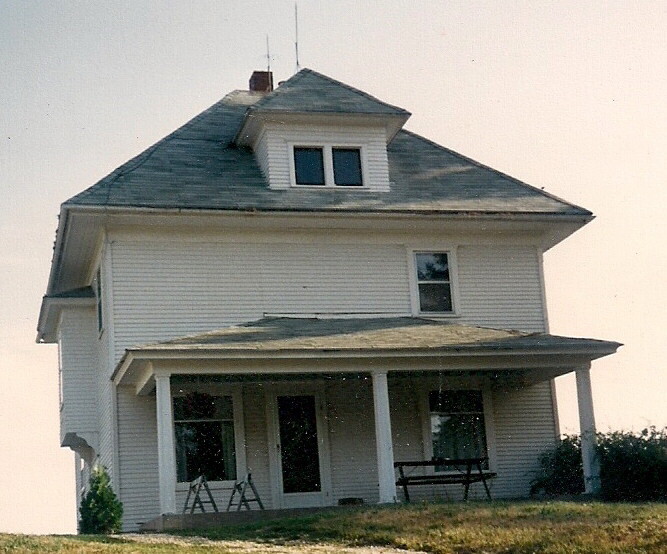 Lamb Farm House where Howard Nelson was raised